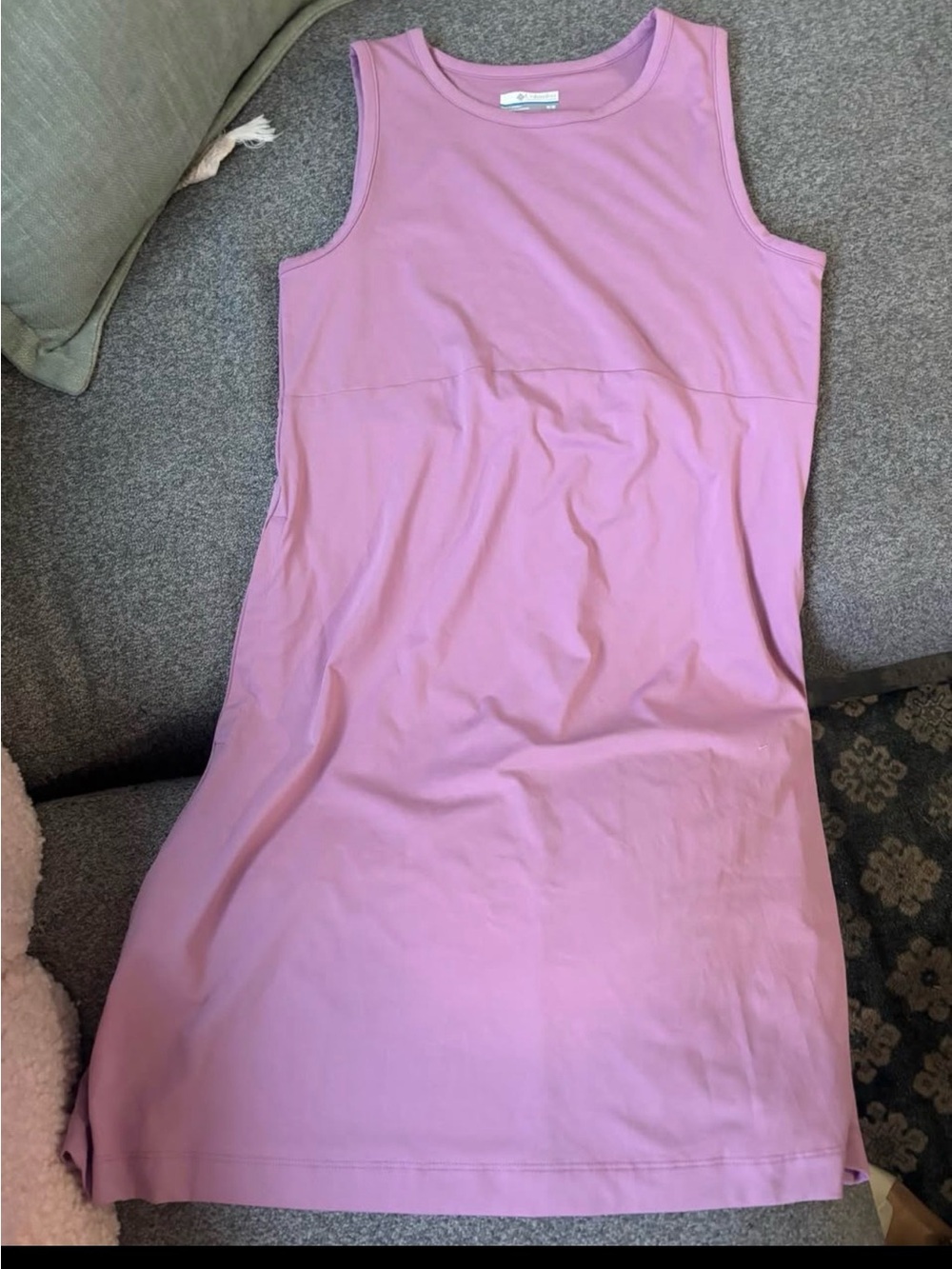 Columbia Lavender-Pink Crew Neck Athletic Top